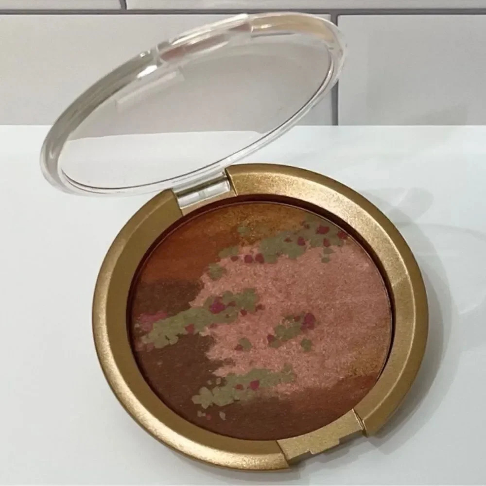 Clarins 02 The Coral Garden Palette Impression For Eyes